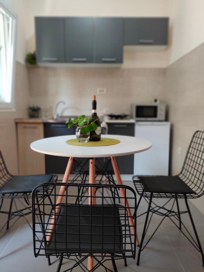 Studio Apartman Rea Котор Екстериор снимка